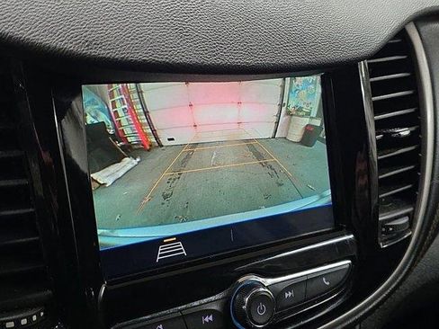 Used 2019 Chevrolet Trax LT w/ LT Convenience Package image 25