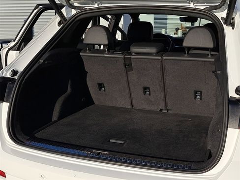 Used 2023 Audi Q3 2.0T Premium image 12