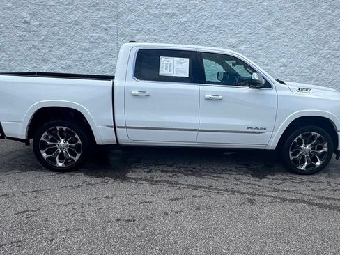 Used 2023 RAM 1500 Limited AWD/4WD image 2