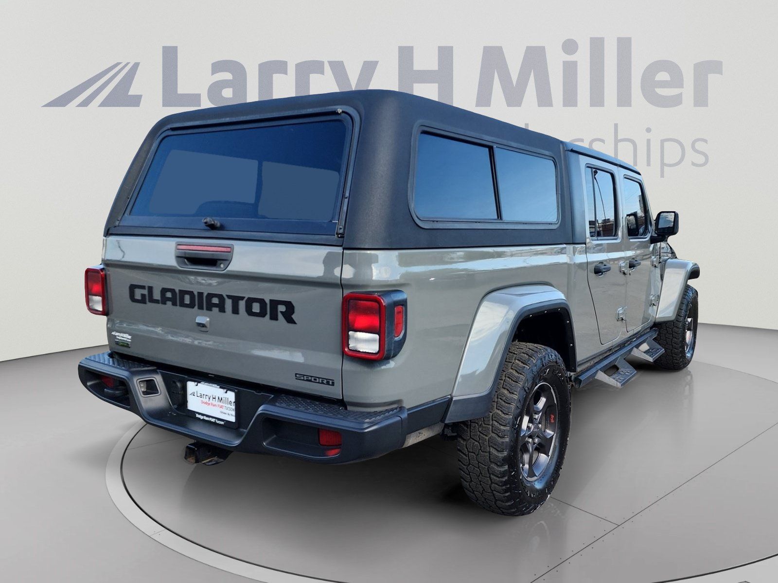 Used 2021 Jeep Gladiator Sport AWD/4WD image 5