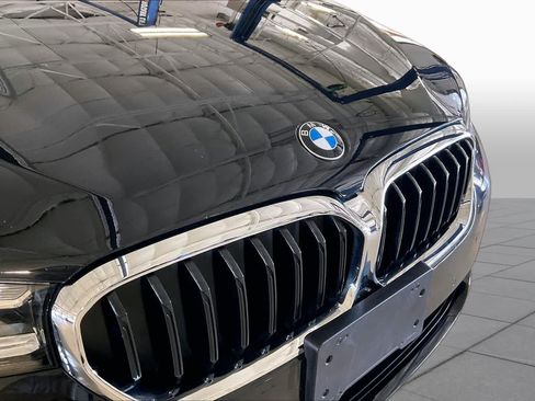 Used 2022 BMW 530i w/ Premium Package RWD image 30