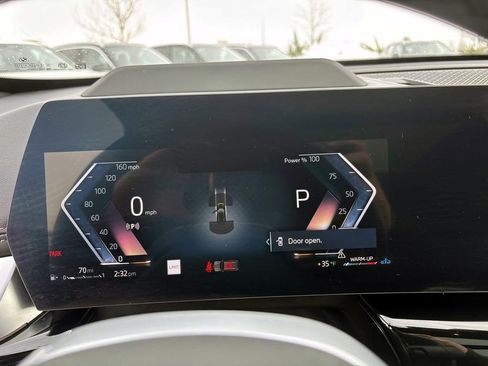 Used 2025 BMW X1 xDrive28i w/ Premium Package image 15