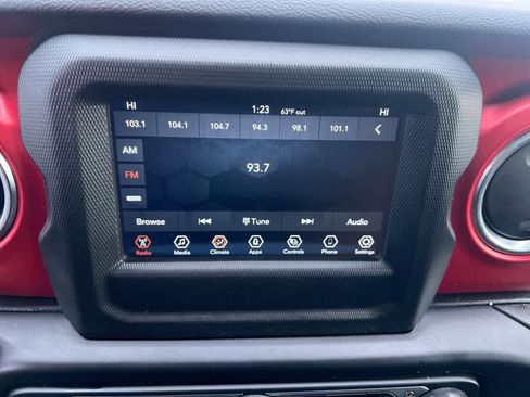 Used 2021 Jeep Wrangler Unlimited Rubicon image 16