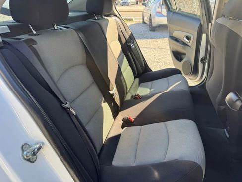 Used 2016 Chevrolet Cruze LS image 14