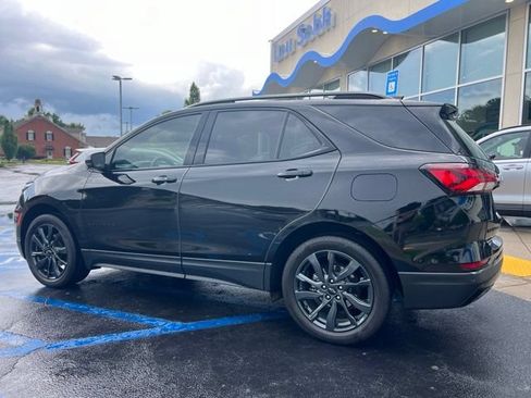Used 2023 Chevrolet Equinox RS w/ RS Leather Package AWD/4WD image 10