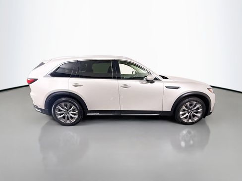 Used 2024 MAZDA CX-90 3.3 Turbo w/ Premium Package image 11