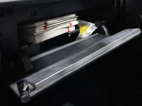 Used 2018 Toyota Tundra SR5 image 27