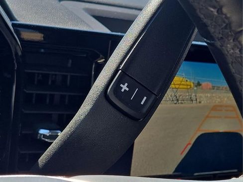 Used 2025 GMC Sierra 1500 SLT image 29