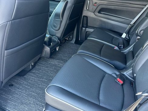 Used 2026 Honda Odyssey Elite image 7
