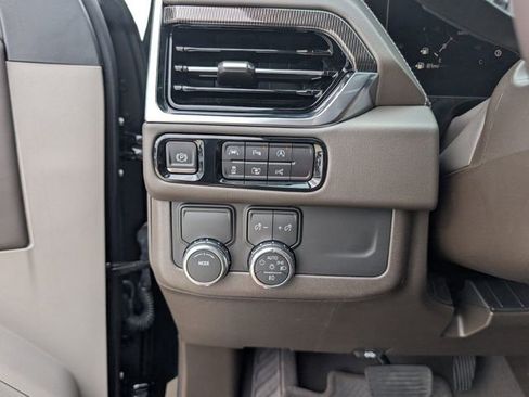 Used 2026 GMC Yukon Elevation RWD image 11