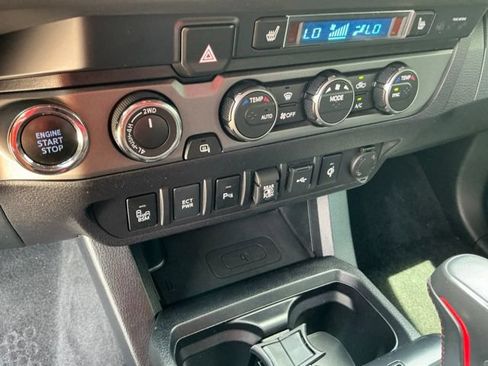 Used 2021 Toyota Tacoma TRD Pro AWD/4WD image 24