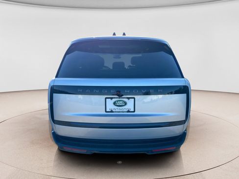 New 2025 Land Rover Range Rover SE AWD/4WD image 6
