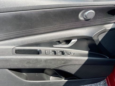 Used 2021 Hyundai Elantra SEL FWD image 20