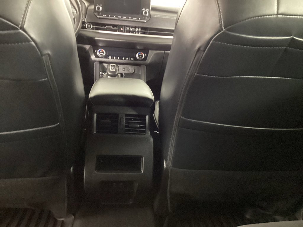 Used 2024 Mitsubishi Outlander SE Black Edition FWD image 30