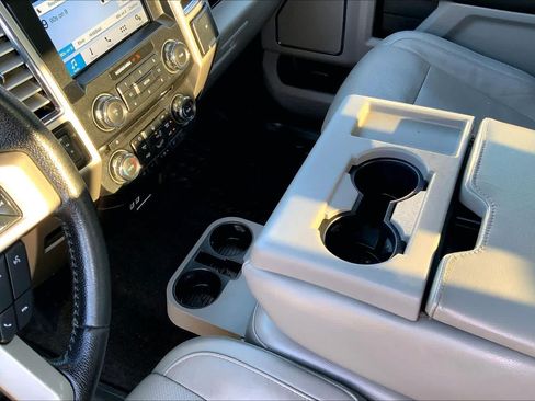 Used 2016 Ford F150 Lariat AWD/4WD image 17