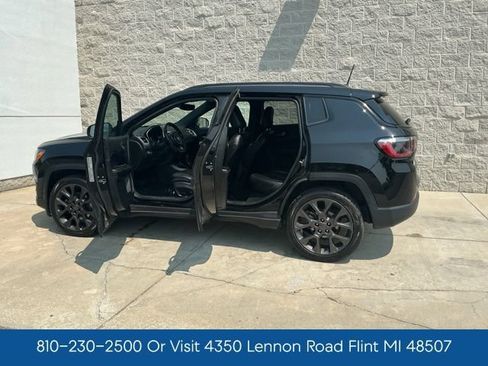 Used 2021 Jeep Compass Latitude w/ Sun and Sound Group FWD image 14