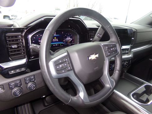 Used 2024 Chevrolet Silverado 3500 LTZ w/ LTZ Premium Package image 21