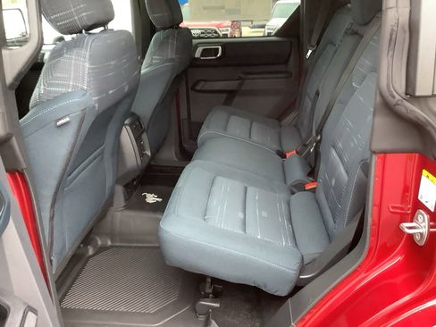 New 2025 Ford Bronco Heritage Edition image 9