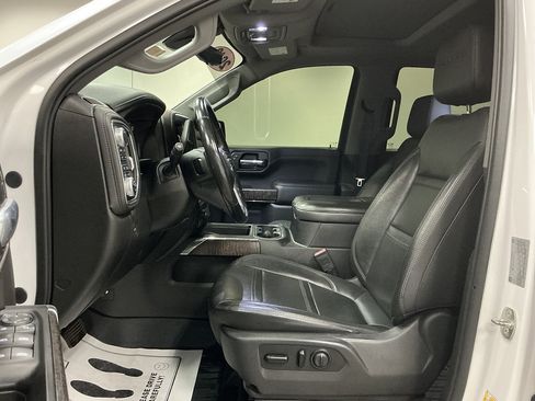 Used 2019 GMC Sierra 1500 Denali w/ Denali Ultimate Package AWD/4WD image 8