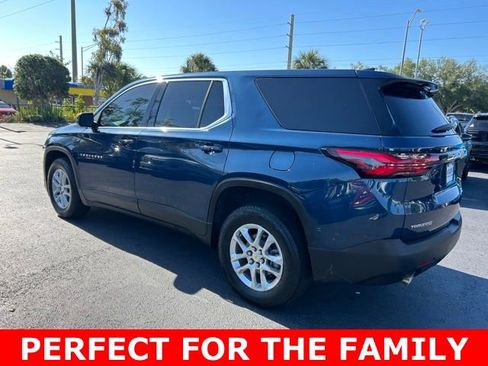 Used 2023 Chevrolet Traverse LS image 4