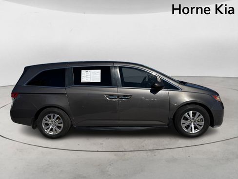 Used 2016 Honda Odyssey EX-L image 3