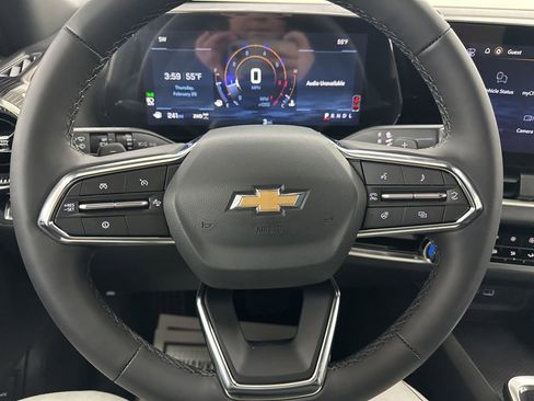 New 2026 Chevrolet Equinox LT w/ Convenience Package II image 31