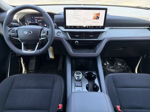 New 2026 Ford Explorer ST RWD image 2