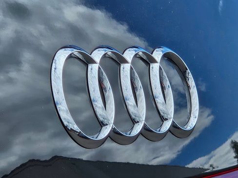 Used 2023 Audi Q4 e-tron Premium Plus w/ Premium Plus RWD image 27