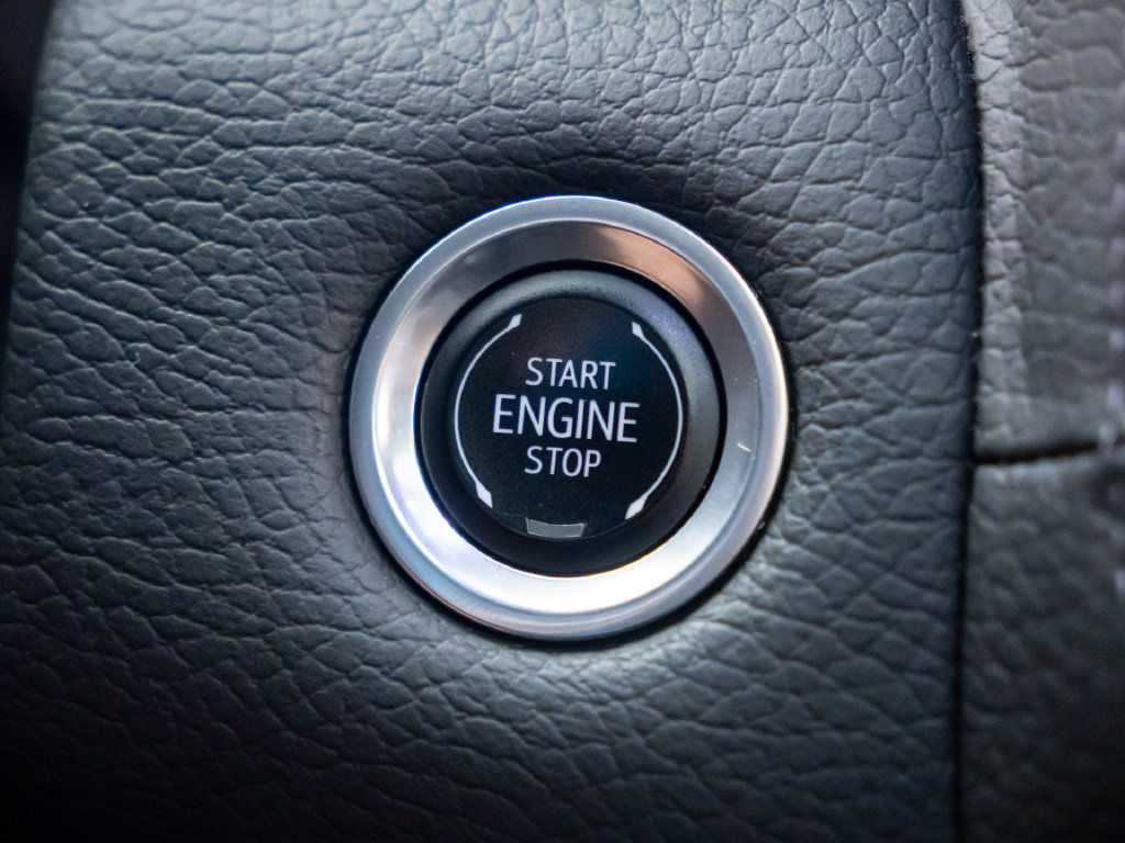 Used 2024 GMC Yukon XL Denali AWD/4WD image 24