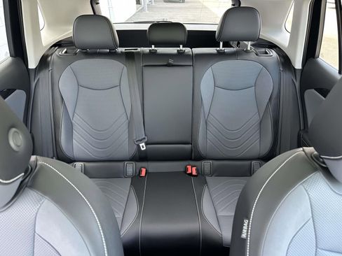 New 2026 Volkswagen Tiguan SE AWD/4WD image 14