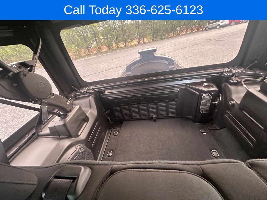 Used 2022 Jeep Wrangler Unlimited Sport AWD/4WD image 23