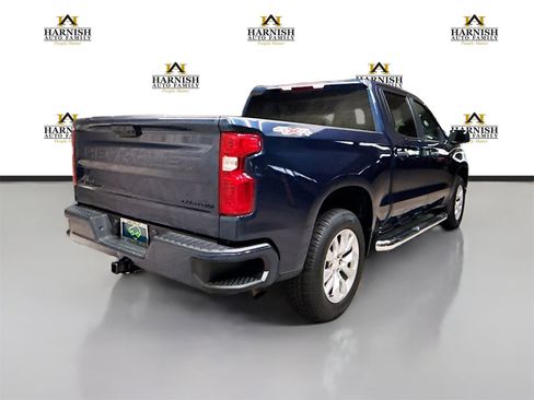 Certified 2022 Chevrolet Silverado 1500 Custom w/ LPO, Dark Essentials Package image 5
