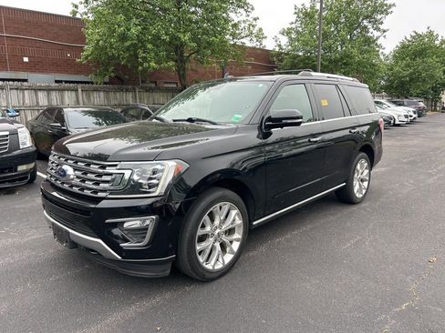 Used 2018 Ford Expedition Limited w/ Equipment Group 302A AWD/4WD image 7