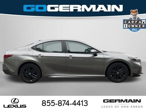 Used 2026 Toyota Camry SE w/ Multimedia Upgrade Package AWD/4WD image 9