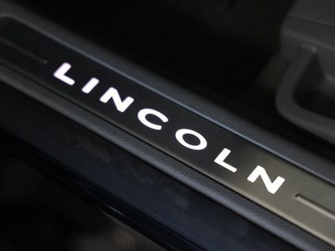 Used 2023 Lincoln Nautilus Reserve w/ Equipment Group 201A AWD/4WD image 21