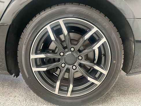 Used 2017 Cadillac CTS Luxury image 28