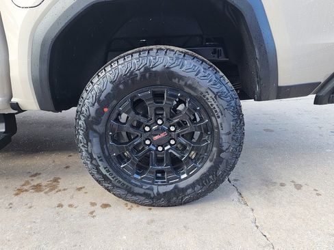 New 2026 GMC Canyon Elevation w/ Convenience Package image 51