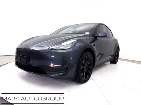 Used 2022 Tesla Model Y Long Range AWD/4WD image 13