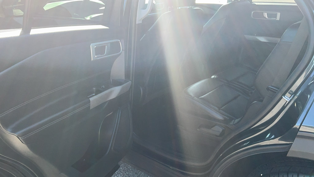 Certified 2023 Ford Explorer XLT w/ Equipment Group 202A RWD image 36