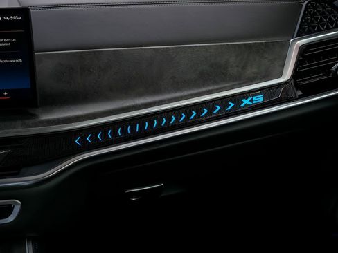 Used 2024 BMW X5 sDrive40i image 54