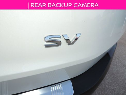 Used 2023 Nissan Rogue SV FWD image 12