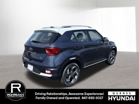 New 2026 Hyundai Venue SEL FWD image 10