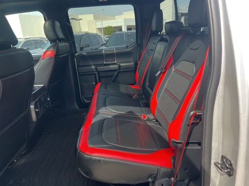 Used 2019 Ford F150 Lariat image 7