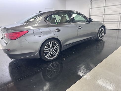 Used 2014 INFINITI Q50 Sport w/ Navigation Package image 18