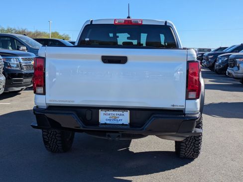 Used 2023 Chevrolet Colorado Trail Boss image 4