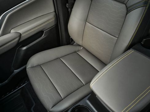 New 2026 Chevrolet Colorado ZR2 w/ Technology Package image 24