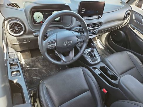 Certified 2023 Hyundai Kona Limited image 10