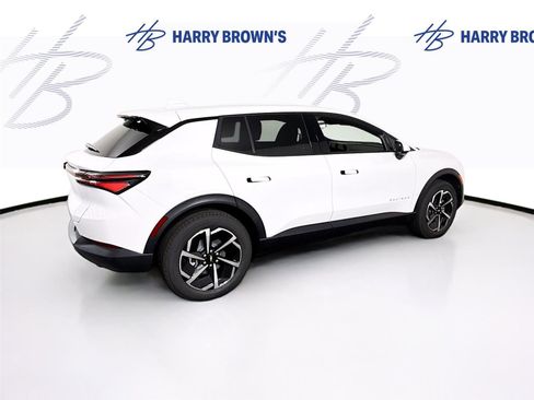 New 2026 Chevrolet Equinox EV LT w/ Comfort Package image 32