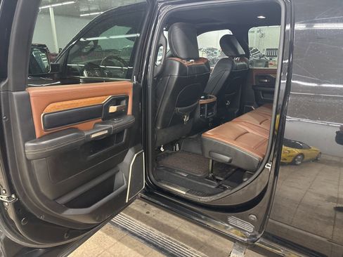 Used 2019 RAM 3500 Limited image 11