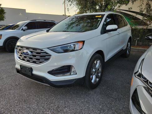 Used 2023 Ford Edge Titanium AWD/4WD image 5